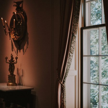 Τι είναι αυτό που όλοι κυνηγούν, αλλά όταν το αποκτήσεις μπορεί να σε κυνηγά εκείνο;