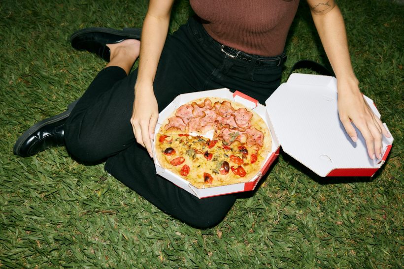 Θεωρία Ράνιας 305: Αν η σχέση ήταν πίτσα τα πράγματα θα ήταν πολύ πιο εύκολα