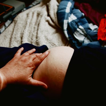 Σφαλιαρiτσα στον πισινό: Πότε φέρνει κοντά ένα ζευγάρι και πότε όχι