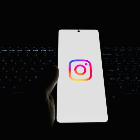 Μια μικρή συνδρομή στο insta θα σε αφήνει να βλέπεις stories κρυφά