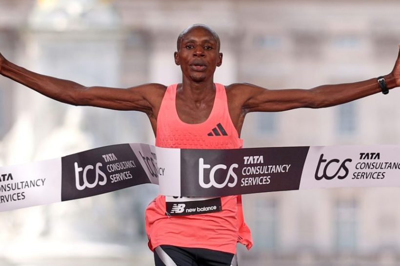 Sebastian Sawe: Ο πρώτος που ολοκλήρωσε μαραθώνιο σε χρόνο κάτω από 2 ώρες