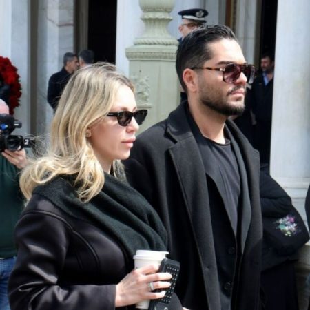 Το κράξιμο στη Γαρυφαλλιά για τον καφέ στην κηδεία της Μαρινέλλας, το λες κι αχρείαστο