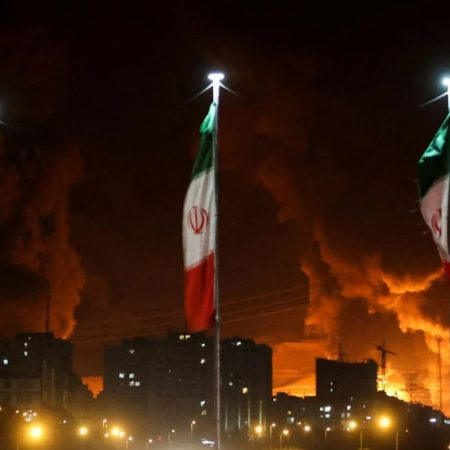 Με κατάπαυση πυρός και ιστορική νίκη (ποιου στ' αλήθεια) ξημέρωσε η μέρα