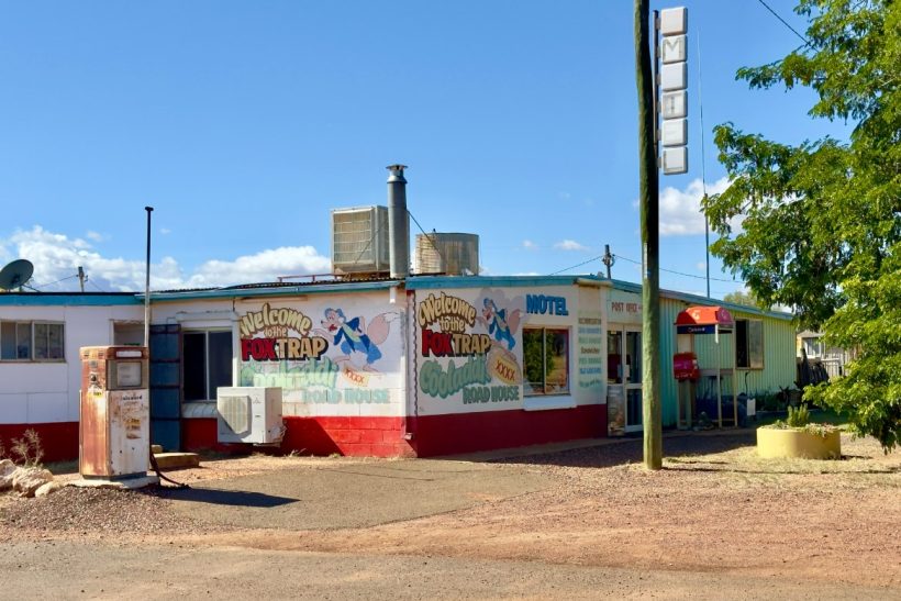 Αν βαρέθηκες την Αθήνα, στην Αυστραλία πουλιέται μια πόλη με 350Κ για πάρτη σου!