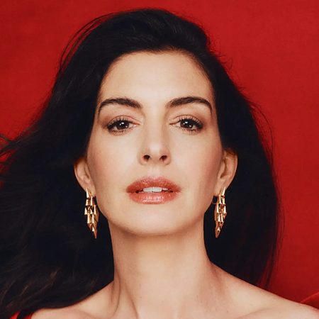 Η Αν Χάθαγουεϊ είναι η πιο όμορφη γυναίκα στον κόσμο για το 2026