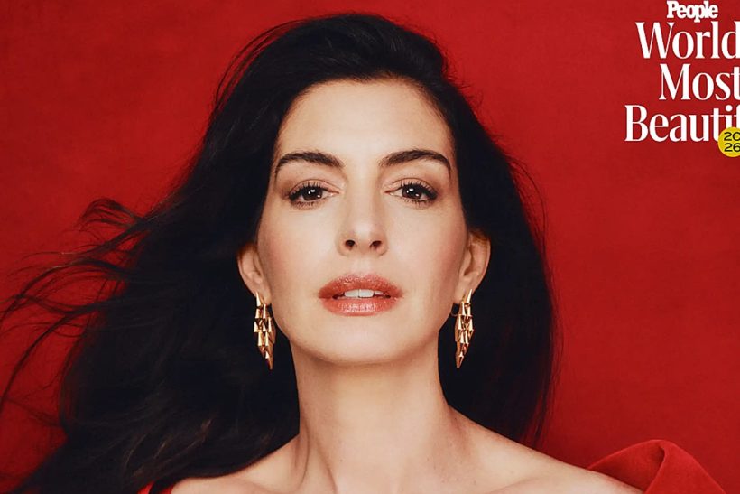 Η Αν Χάθαγουεϊ είναι η πιο όμορφη γυναίκα στον κόσμο για το 2026