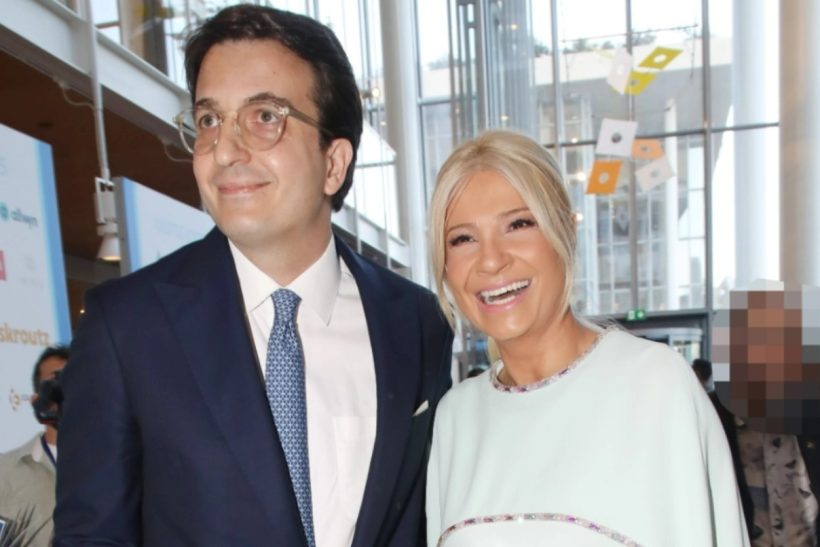 Η Φαίη Σκορδά κάνει την πρώτη εμφάνιση με τον σύντροφό της, λίγο πριν τον γάμο τους