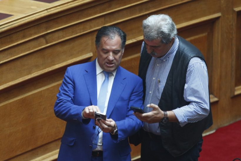 Άγρια σχόλια Πολάκη για Γεωργιάδη και την παιδίατρο που έκλαιγε από την κούραση στη Σάμο