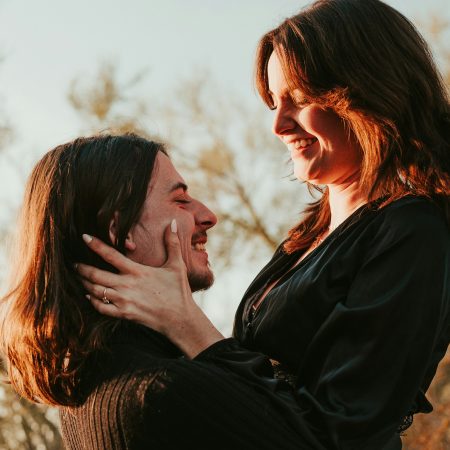 Μankeeping: (Πολλές) γυναίκες νιώθουν εξάντληση επειδή νταντεύουν τους συντρόφους τους