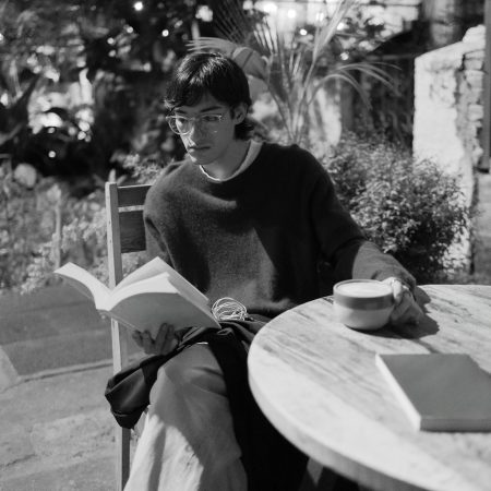 10 λόγοι που η εμμονή με το healing σε κρατάει κολλημένο