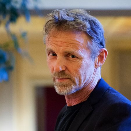 O Jo Nesbø αποκάλυψε πως κάνει σ3ξ μόνο σε εξωτερικούς χώρους