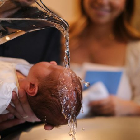 Από τη νονά σου