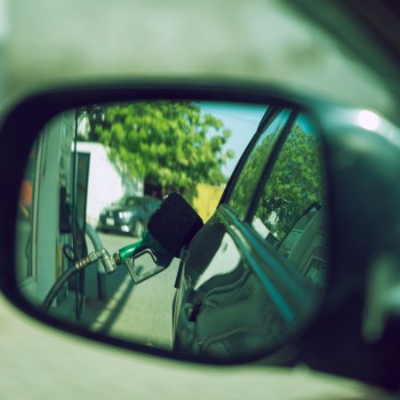 Πες μας το ΑΦΜ σου, να σου πούμε αν μπορείς να μπεις σήμερα στο Fuel Pass