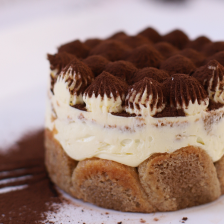 Tiramisù World Cup: Η Ιταλία ψάχνει κριτές για τον καλύτερο διαγωνισμό του κόσμου