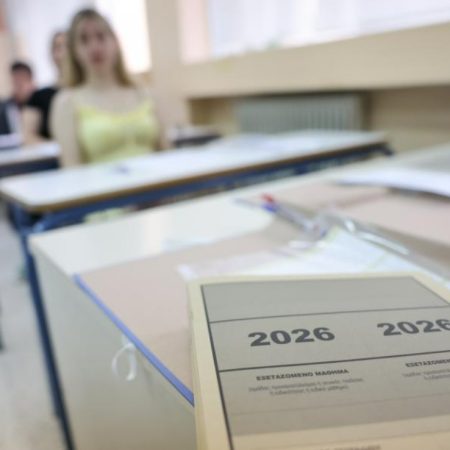 Ποιος αποφάσισε ότι ένας πατέρας πέθaνε από το άγχος για τις Πανελλήνιες της κόρης του;