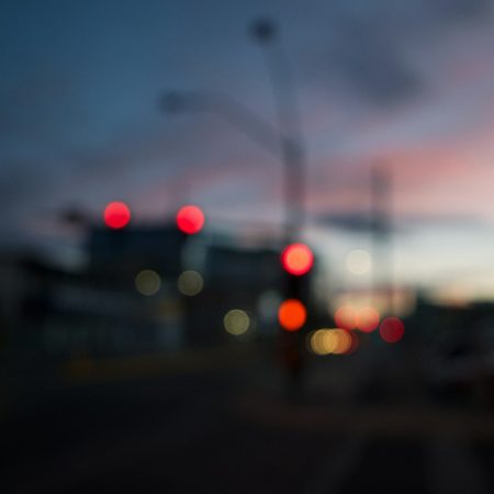 Θα είσαι εδώ χωρίς να είσαι