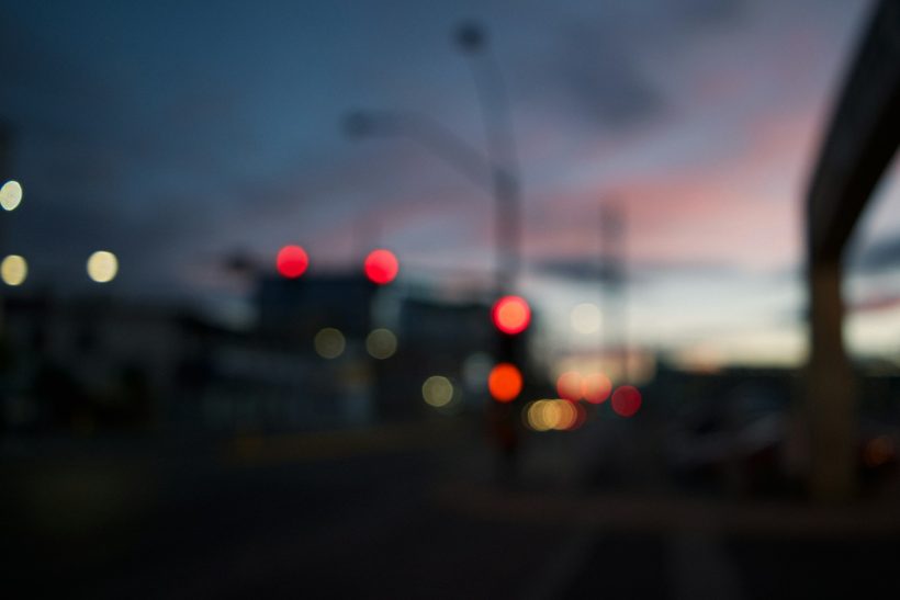 Θα είσαι εδώ χωρίς να είσαι