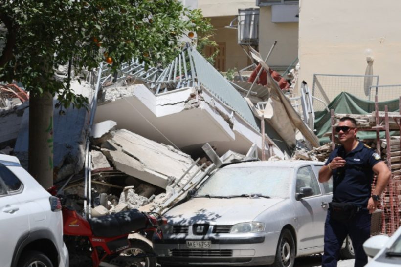 Κατέρρευσε πολυκατοικία στα Πετράλωνα: Αναφορές για εγκλωβισμένα άτομα