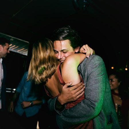 Είστε έτοιμοι για το «Wanderlove»; Η νέα καλοκαιρινή dating τάση για γερά στομάχια
