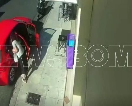 Βίντεο σοκ στη Ναύπακτο με μαμά και παιδί λίγο πριν πέσει αμάξι πάνω τους