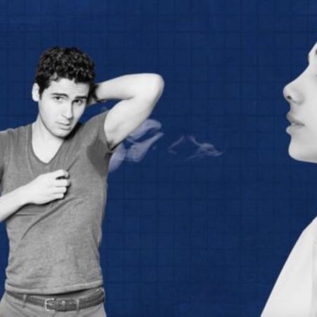 Ρυθμίζει η μυρωδιά του αντρικού ιδρώτα τη γυναικεία περίοδο;