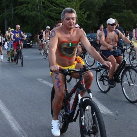 Γιατί κάθε χρόνο πραγματοποιείται η Διεθνής Γuμνή Ποδηλατοδρομία στη Θεσσαλονίκη;