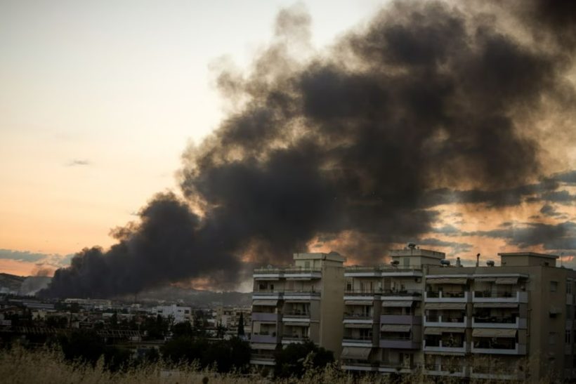 Podcast | Πώς είναι να βλέπεις τη φωτιά να απέχει μόλις ένα χιλιόμετρο από το σπίτι σου;
