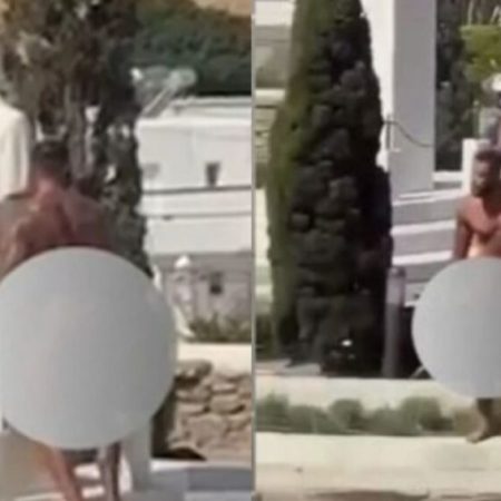 Ολόγuμνος τύπος φάσωσε το άγαλμα του Καραμανλή στη Μύκονο