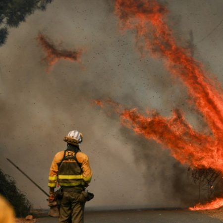 Στη Μαδρίτη αυτη τη στιγμή η φωτιά «έχει ξεπεράσει κάθε πιθανότητα κατάσβεσης»