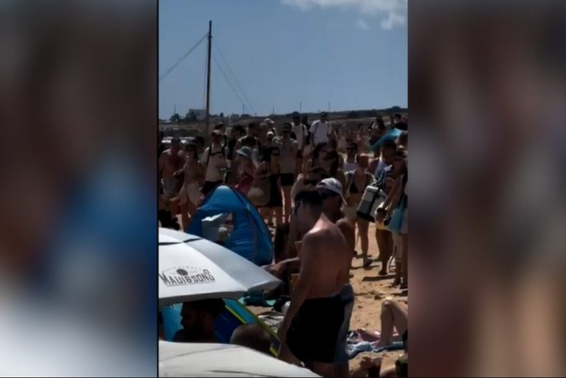 H Ιταλίδα στα Κουφονήσια δε χωράει -κυριολεκτικά- ούτε άλλον έναν άνθρωπο