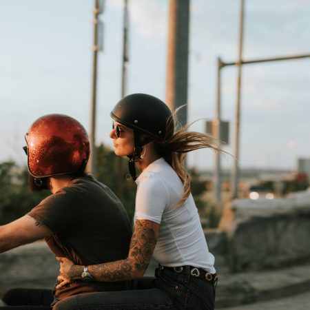 Τον έρωτα τον νιώθεις ή τον χτίζεις;
