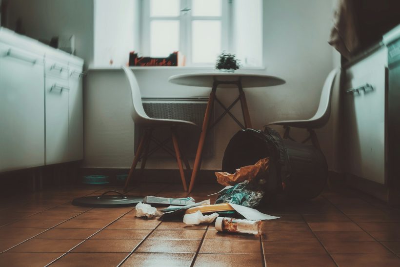 Τι συμβαίνει όταν ο εγκέφαλος αποφασίζει ότι η πραγματικότητα είναι απάλευτα δύσκολη;