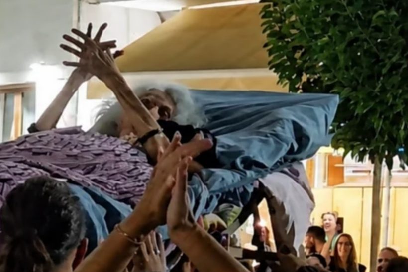 Η πανέμορφη artistic και κρυφή ιστορία της «Καρίνας των Ανωγειανών»