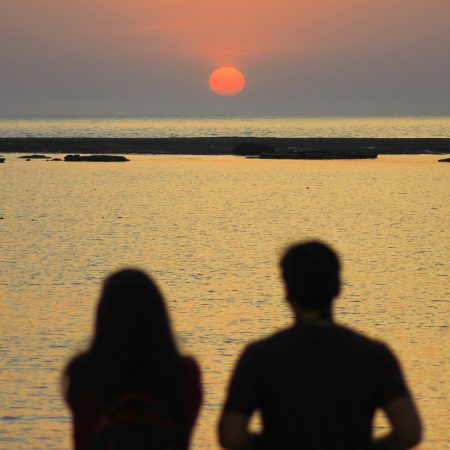 5 στάσεις για σ3ξ στην παραλία χωρίς να σας μπει η άμμος παντού