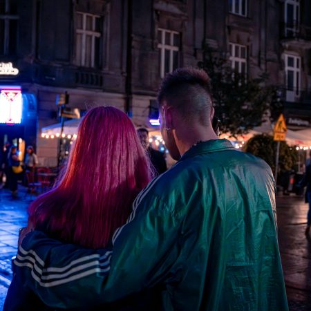 Γιατί κάποιοι επιλέγουν συντρόφους που θεωρούν «κατώτερούς» τους
