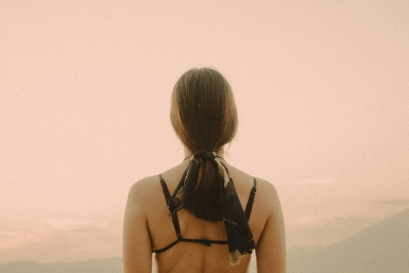 Κάποτε λέγαμε «είμαι μαλ@κας» - Τώρα λέμε «προστατεύω την ενέργειά μου»