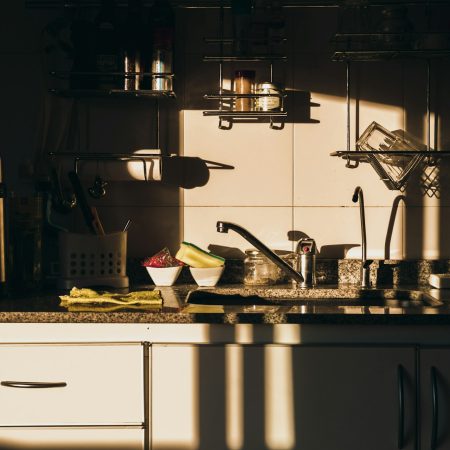 Τι λέει για τον χαρακτήρα σου ο τρόπος που οργανώνεις το σπίτι σου;