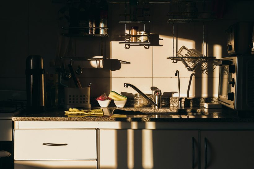 Τι λέει για τον χαρακτήρα σου ο τρόπος που οργανώνεις το σπίτι σου;