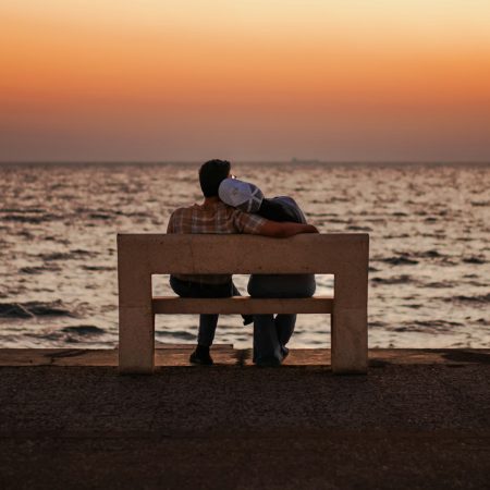 Καλοκαίρι σημαίνει επιστροφή σε μέρη που όλο και κάποιον πρώην θα συναντήσεις