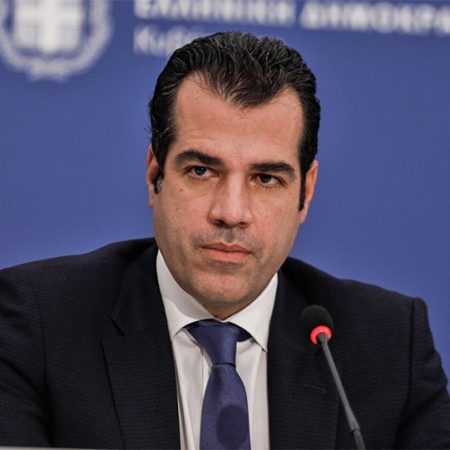 Ο Τραμπ είναι φαν του Πλεύρη (και τούμπαλιν) - Αναδημοσίευσε συνέντευξή του