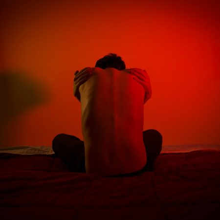 200 φορές πιο πιθανό να βιastεί άντρας από άντρα, από το να τον κατηγορήσει ψευδώς γυναίκα