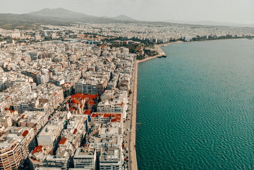 Όλα καλά απλώς βρήκανε ότι ο πάτος στο λιμάνι της Θεσσαλονίκης είναι γεμάτος β@μβες!