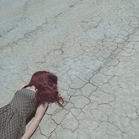 Γιατί παθαίνουμε πια burnout στα 20s μας;