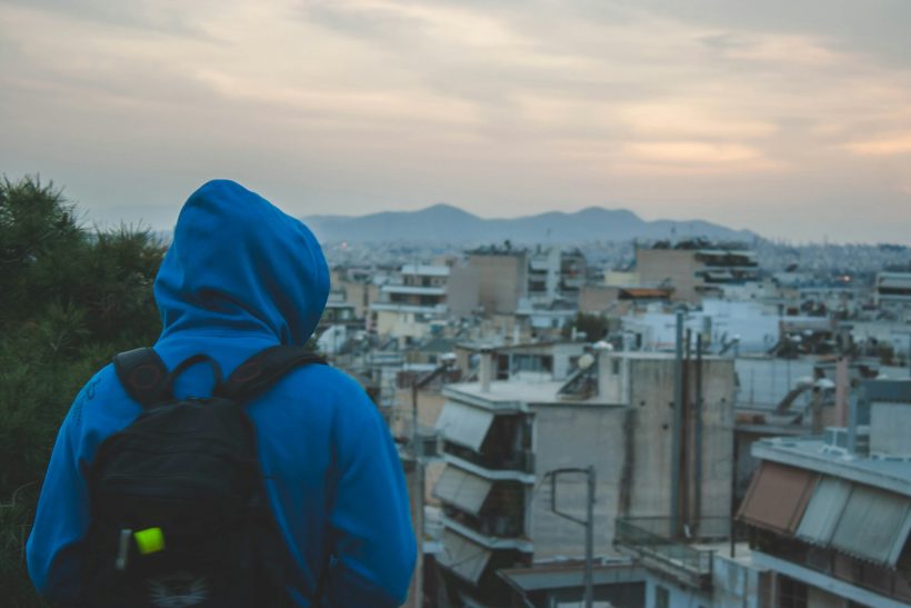 Πόσα λεφτά πρέπει να βγάζεις για να θεωρείσαι άνετος στην Ελλάδα σήμερα;